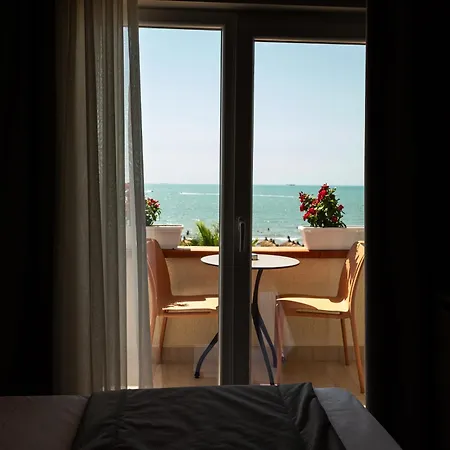 Lasko 4*