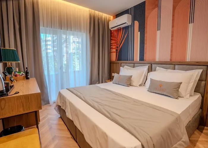 Lasko Hotel Golem (Tirana)